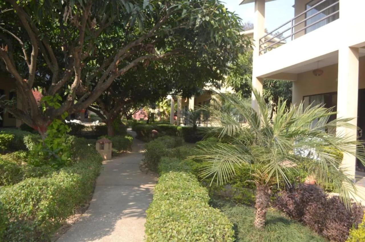 فندق رامناجارفي  Corbett Aroma Park المظهر الخارجي الصورة